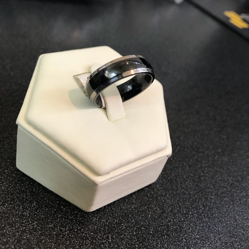 Titanium men’s band